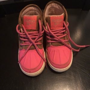 OshKosh B’gosh Duck Style Boots Pink Size 10